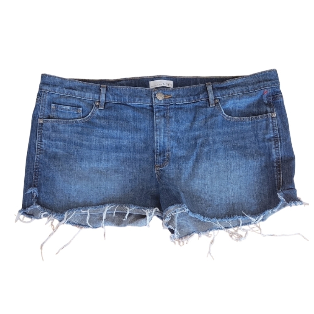 LOFT Distressed Cutoffs Denim Jeans‎ Shorts Size 18